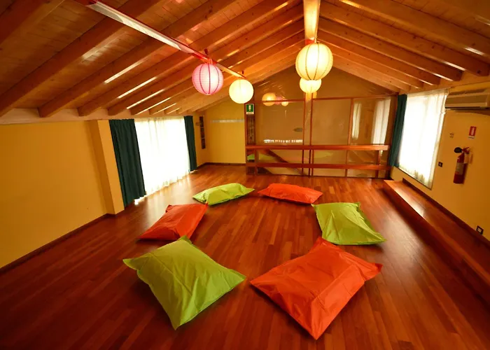 Business Hotel