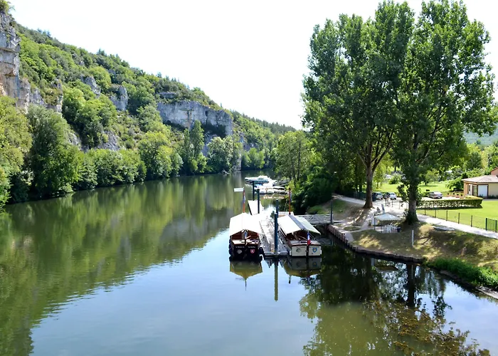 Hôtels à Bouziès