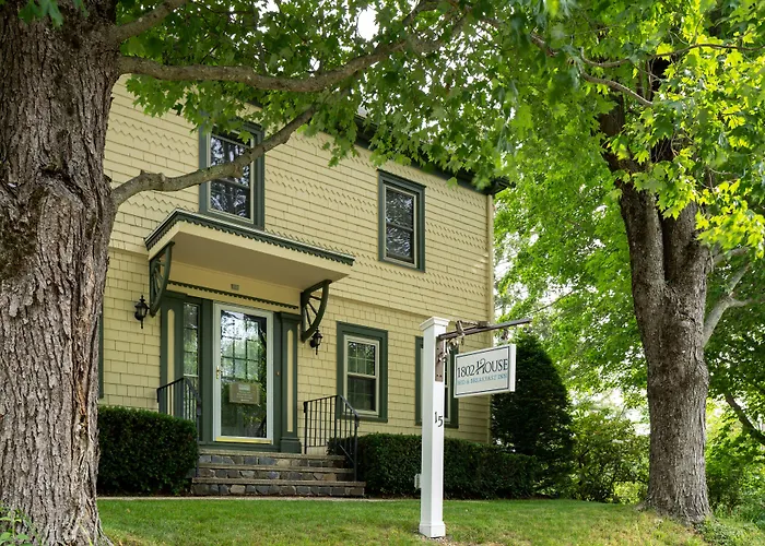 1802 House Bed & Breakfast Kennebunkport