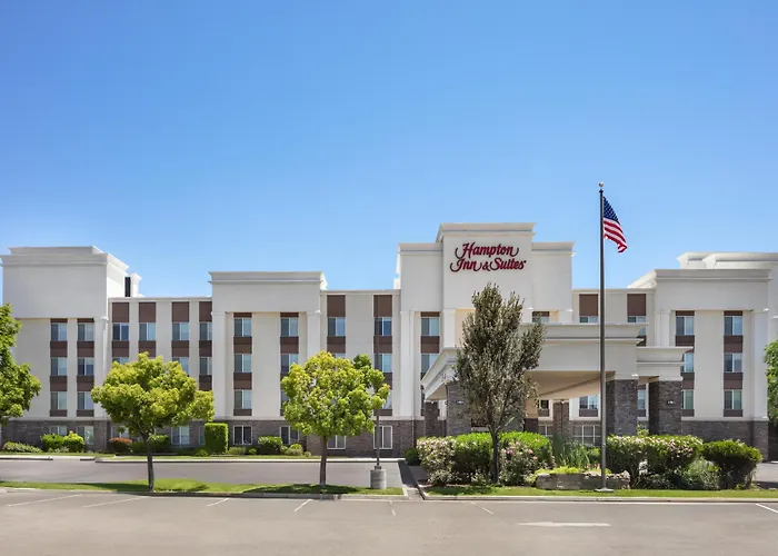 Hampton Inn & Suites Fresno