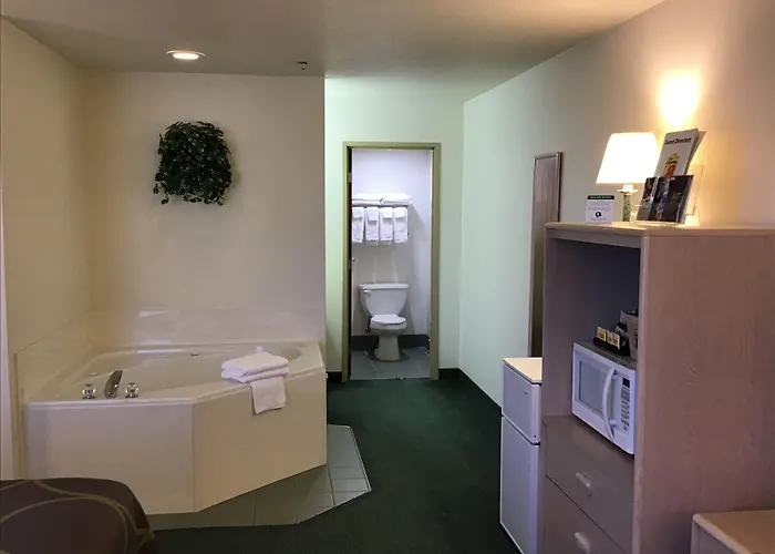 Hotels in Blanding