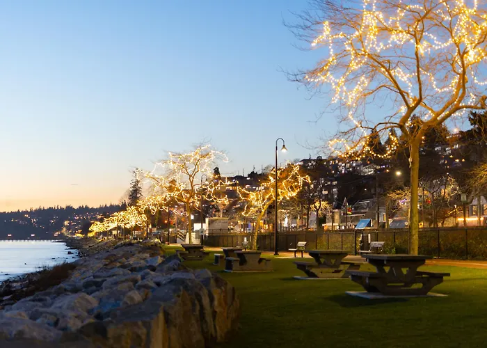 White Rock Hotels