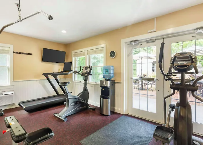 Best Western Plus Cold Spring