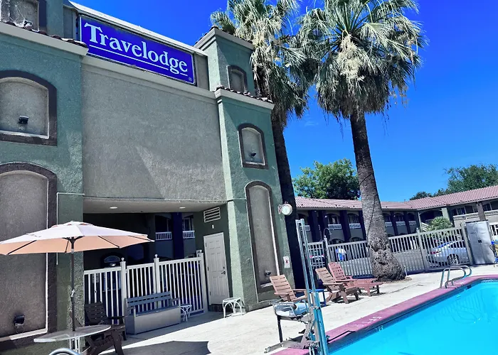 Travelodge By Wyndham Redding Ca