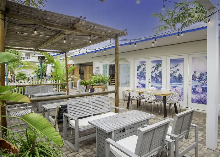 Skipjack Resort & Marina Marathon