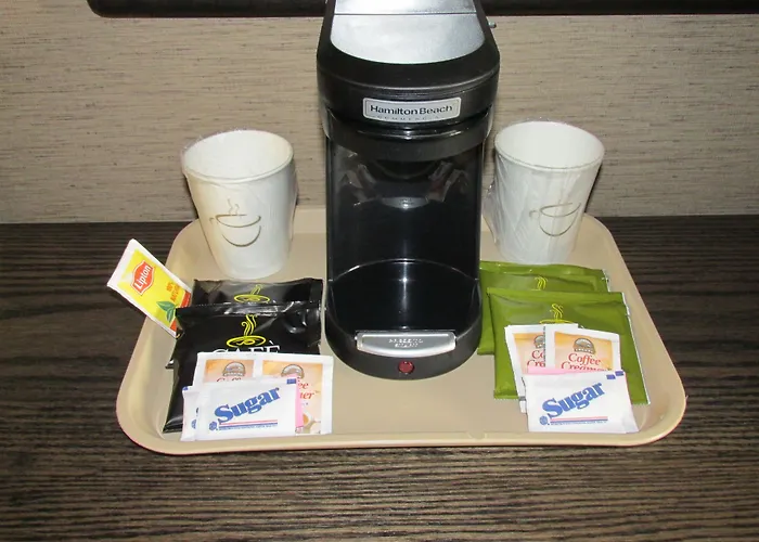 Woodfield Inn And Suites