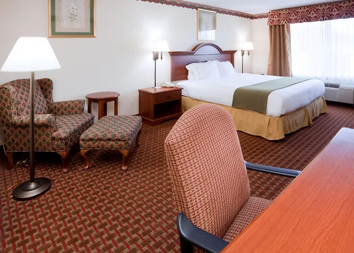 Holiday Inn Express Hillsville By Ihg