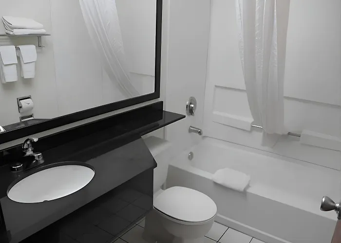 Rodeway Inn & Suites Chandler - Phoenix South I-10