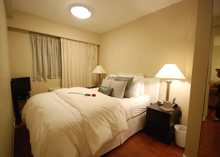 Rosellen Suites At Stanley Park Vancouver