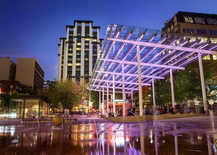 The Paramount Hotel Portland