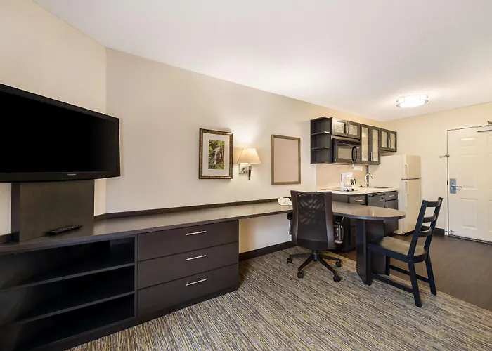 Sonesta Simply Suites Hampton