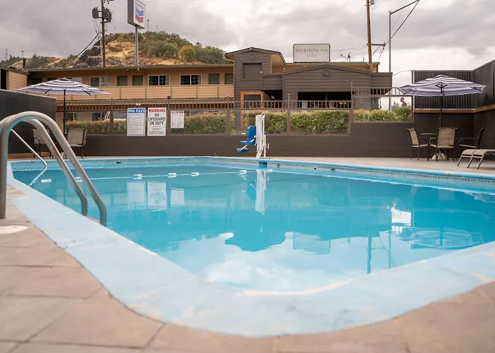 Riverfront Inn Roseburg