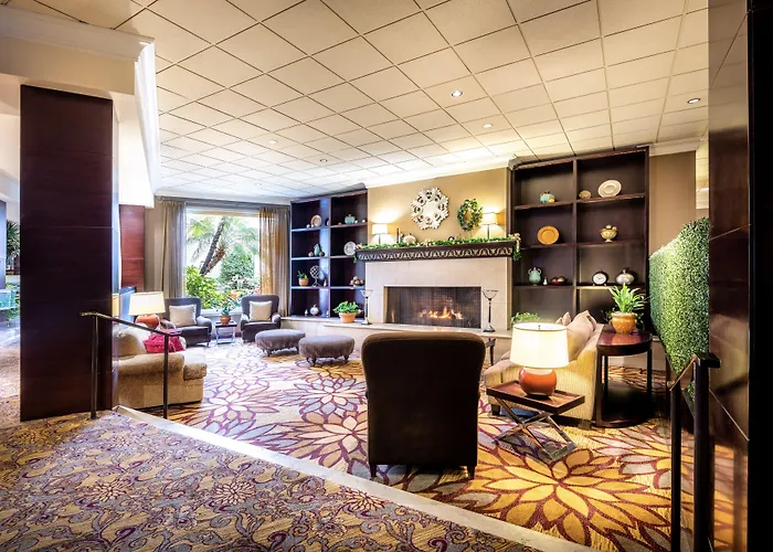 Anaheim Majestic Garden Hotel