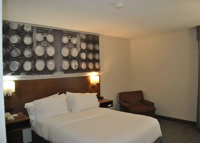 Clarion Pointe Hopkinsville Near The Bruce Convention Center