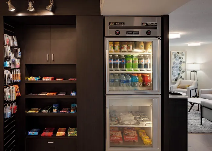 Fairfield Inn And Suites By Marriott Palm Beach
