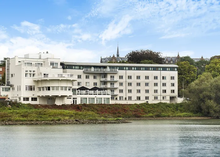 Nh Arnhem Rijnhotel