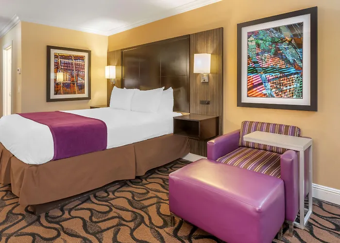 Best Western Plus Airport Plaza San Jose