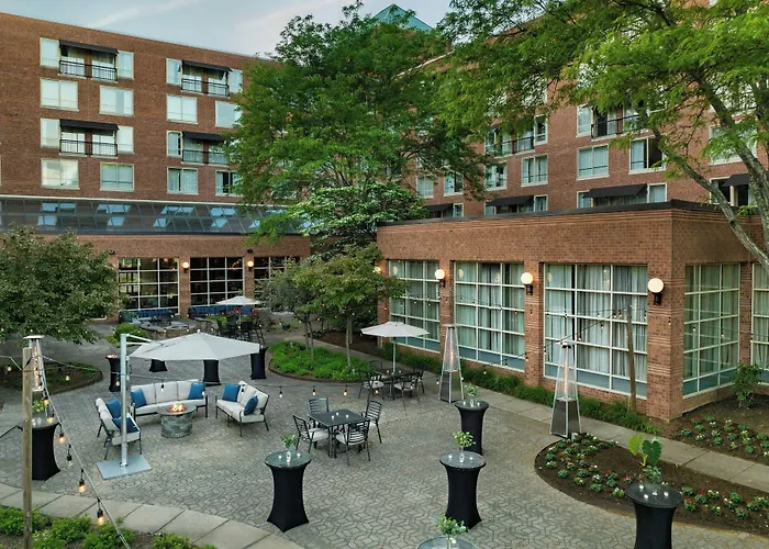 Luxury Hotels in Princeton