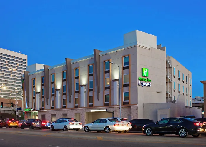 Holiday Inn Express West Los Angeles By Ihg