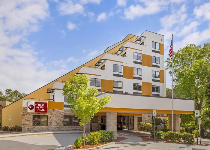 Best Western Plus Raleigh Crabtree Valley Hotel