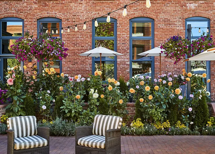 Hotel Jerome, An Auberge Resort Aspen