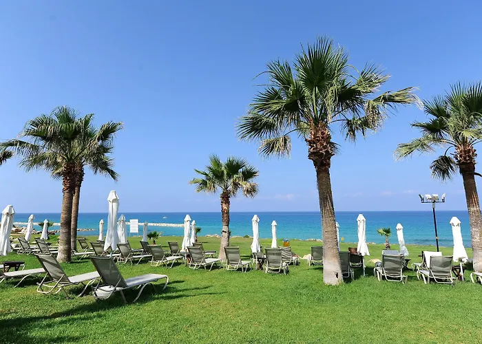 Blue Lagoon Kosher Hotel