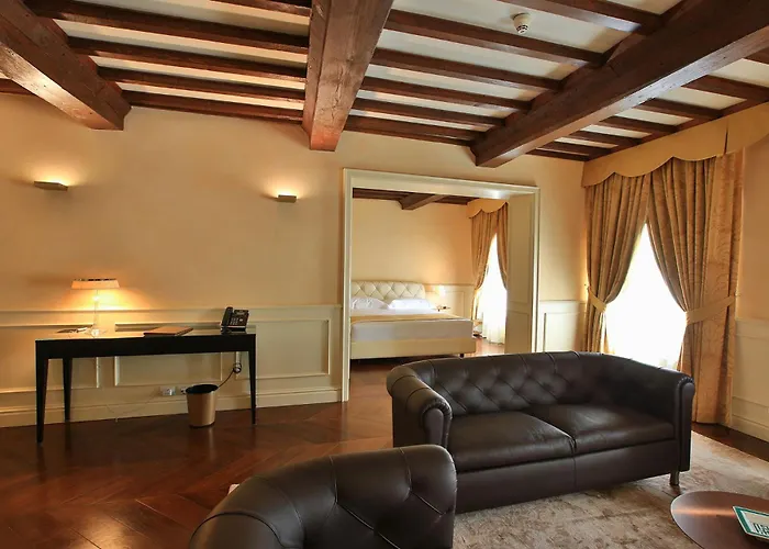 Hotel Rua Frati 48 in San Francesco