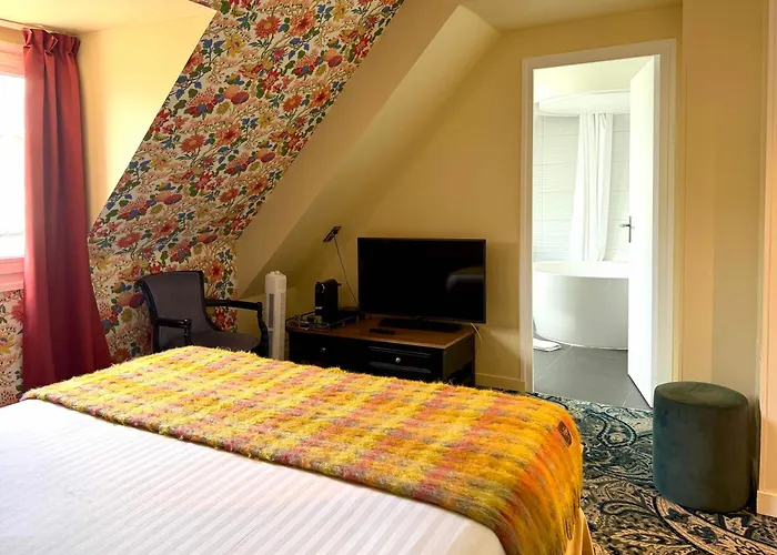 New Hotel Republique