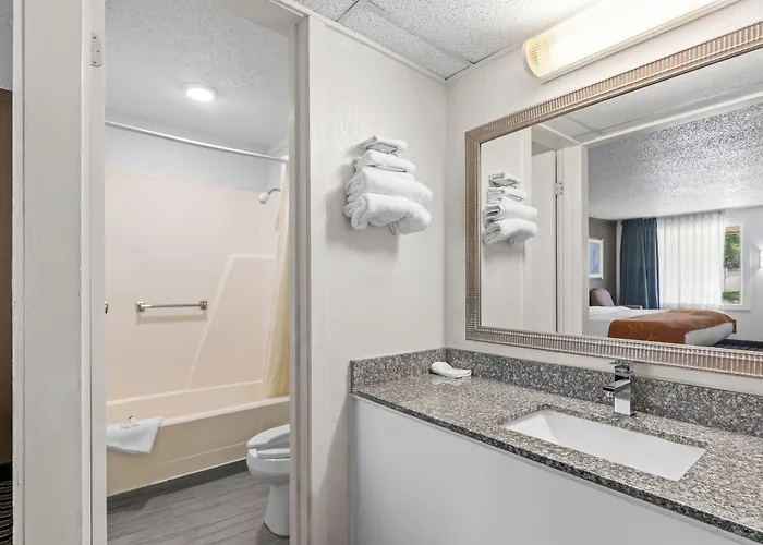Rodeway Inn Sharonville - Cincinnati North