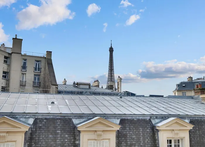 Eiffel Tower View Rose, Apartment #2 Parijs