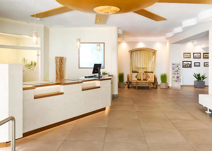 Strandpalais Luise von Preussen - Nebenhaus vom Strandhotel Preussenhof Zinnowitz
