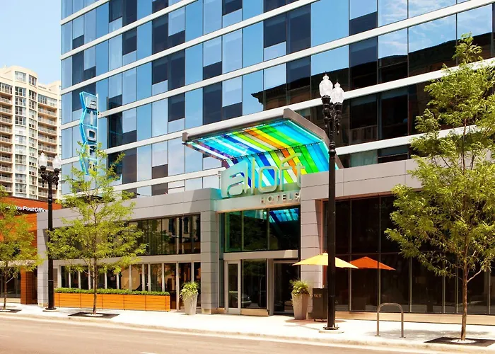 Aloft Chicago Downtown River North
