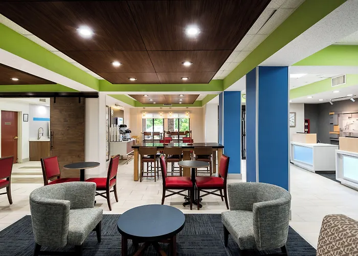 Holiday Inn Express Hillsville By Ihg