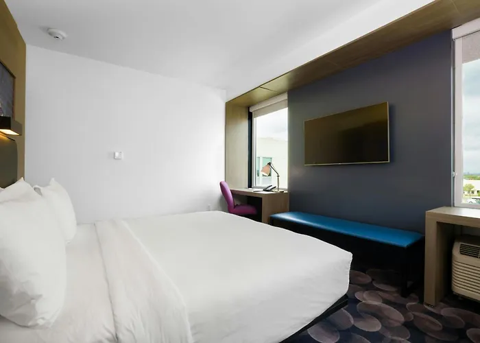 Aloft By Marriott Austin Airport Hotel