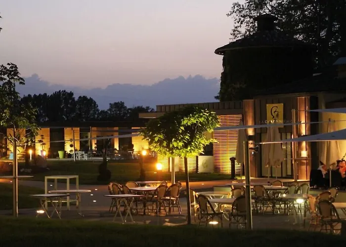 Hotel Domaine la Charpinière, The Originals Collection à Saint-Galmier