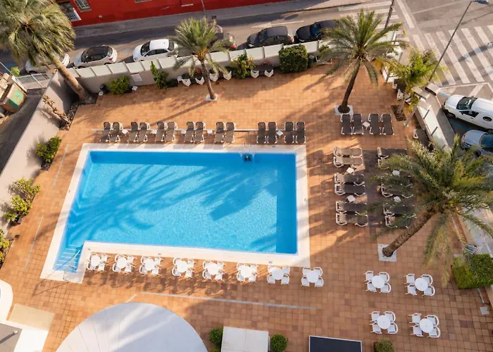 Hotel Rh Royal - Recommend For Adults