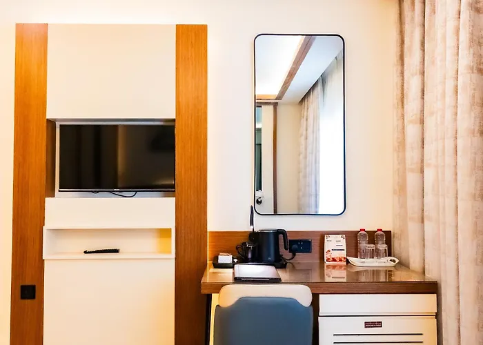Smana Hotel Al Raffa Dubai