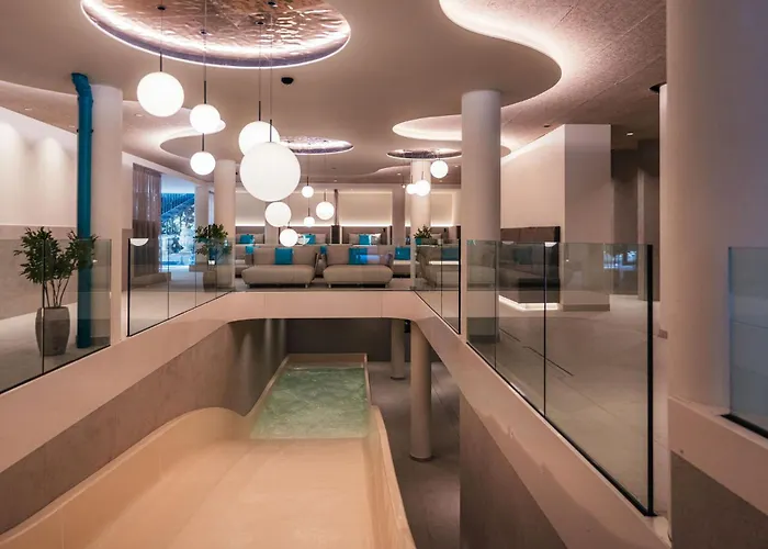 Majestic - Unique Spa Resort Bruneck
