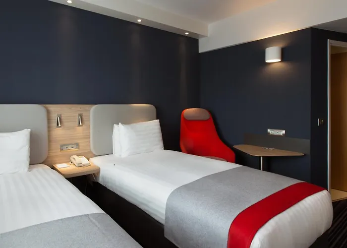 Holiday Inn Express Geneva Airport By Ihg Meyrin