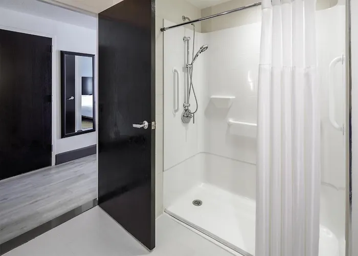 Doubletree By Hilton Sarasota Bradenton Airport