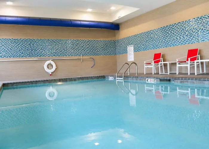 Holiday Inn Express Hotel & Suites Knoxville By Ihg