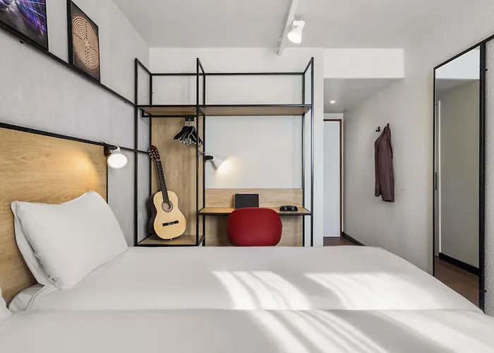 Ibis Chartres Ouest Luce Hotel