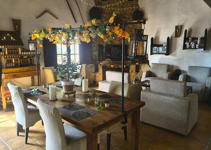 Casa Kisi Hotel, Rural Boutique Bed & Breakfast Colmenar
