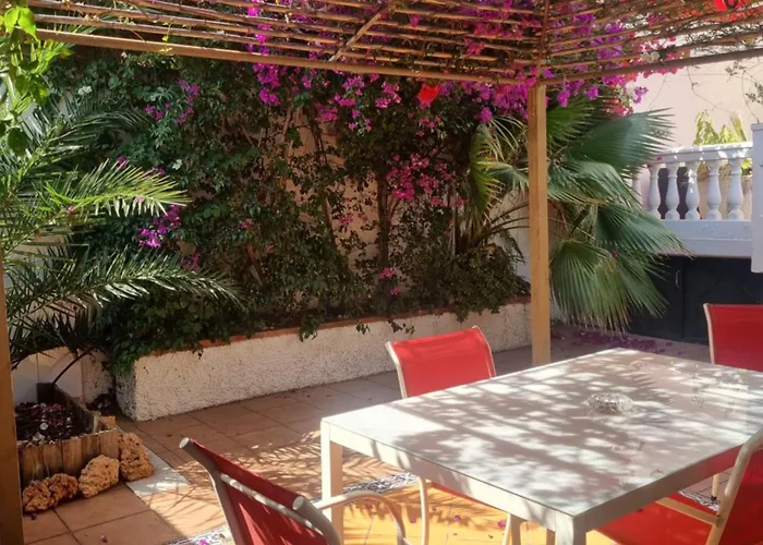 Roberto Guest House "Casa Compartida"