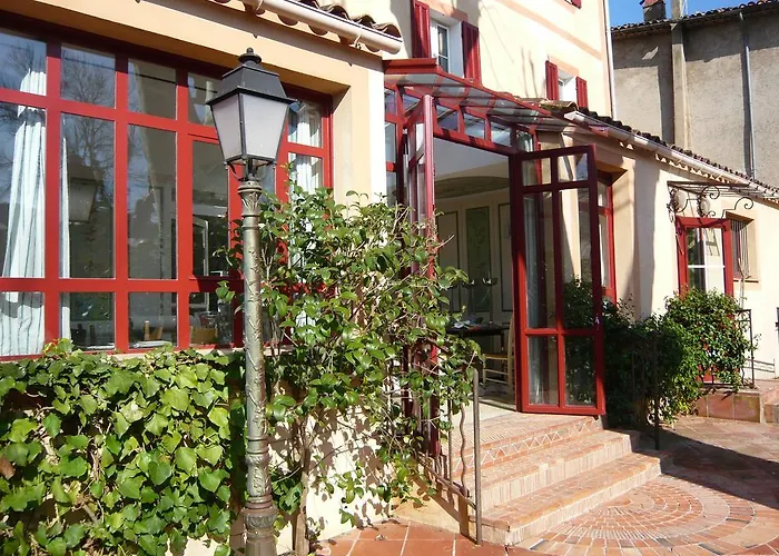 Hoteles en Correns
