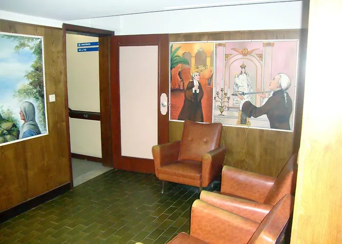 Hotel Casa De Retiros N. S. Perpetuo Socorro Guimarães