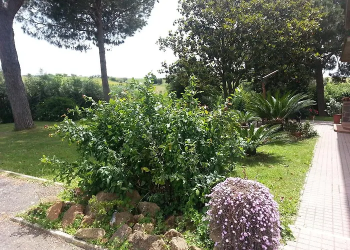 Bed and Breakfast La Finestra Sul Cortile Pomezia