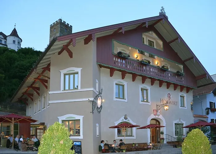 Hotels in Neubeuern