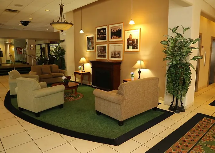 Park East Hotel