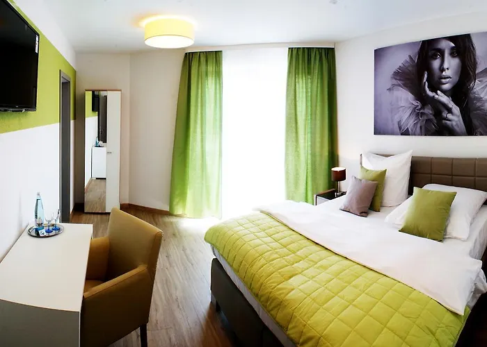 R&J Hotel Rust